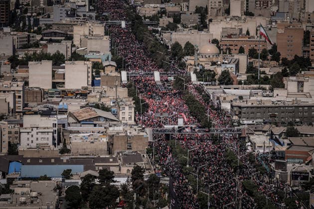 Farewell ceremony for former Iranian Supreme Leader Khamenei in Tehran TEHRAN, IRAN - JULY 6: (----EDITORIAL USE ONLY - MANDATORY CREDIT - IRANIAN LEADER PRESS OFFICE HANDOUT - NO MARKETING NO ADVERTISING CAMPAIGNS - DISTRIBUTED AS A SERVICE TO CLIENTS----) Millions of people gather in the streets, to attend the farewell ceremony for Iran s former Supreme Leader Ali Khamenei, who was killed in the attacks carried out by the United States and Israel, in Tehran, Iran on July 6, 2026. The ceremony began early in the morning as mourners carrying Iranian flags and posters filled Damavand Avenue, Imam Hossein Square, Enghelab Square and Azadi Square in the capital. Participants expressed grief during the procession. Iranian Leader Press Offic  Copyright: x2026xAnadoluxIranianxLeaderxPressxOffice Handoutx