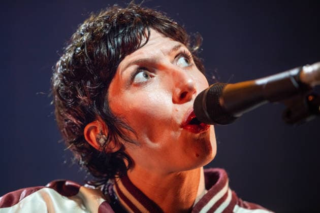 Aldous Harding (Hannah Harding) on stage at the Montreux Jazz Festival 2026 - 05 07 2026 - Switzerland Vaud Montreux -  SimonxBeckerx xLexPictorium LePictorium_0337978