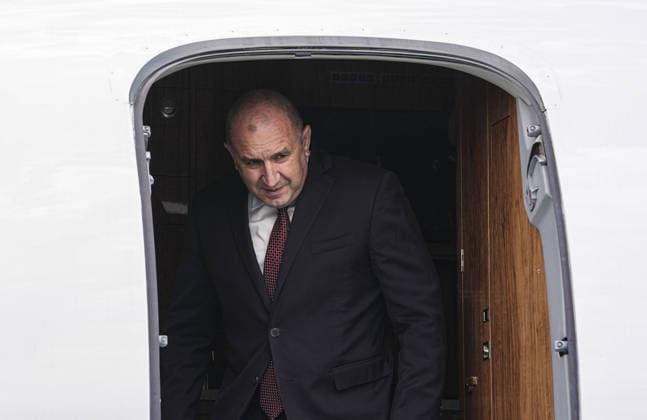 Ahead of 36th NATO Summit in Ankara ANKARA, TURKIYE - JULY 06: Bulgarian President Rumen Radev arrives at Esenboga Airport ahead of the 36th NATO Heads of State and Government Summit in Ankara, Turkiye, on July 06, 2026. Metin Aktas Anadolu Ankara Turkey. Editorial use only. Please get in touch for any other usage.  Copyright: x2026xAnadoluxMetinxAktasx