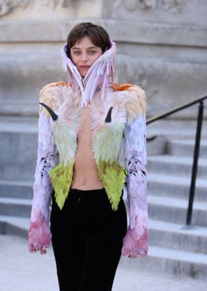 Emma Corrin Arrives at the Schiaparelli Fall Winter 2026–2027 Haute Couture Collection Fashion Show During Paris Fashion Week on July 6, 2026 Denis Guignebourg Bestimage Celebrities at the Schiaparelli Fall Winter 2026–2027 Haute Couture Collection Fashion show, during Paris Fashion Week on July 6, 2026, Paris, France  Copyright: xDenisxGuignebourgx xBestimagexDenisxGuignebourgx xBestimagex
