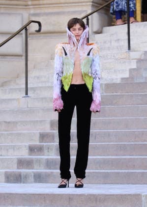 Emma Corrin Arrives at the Schiaparelli Fall Winter 2026–2027 Haute Couture Collection Fashion Show During Paris Fashion Week on July 6, 2026 Denis Guignebourg Bestimage Celebrities at the Schiaparelli Fall Winter 2026–2027 Haute Couture Collection Fashion show, during Paris Fashion Week on July 6, 2026, Paris, France  Copyright: xDenisxGuignebourgx xBestimagexDenisxGuignebourgx xBestimagex