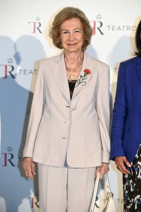 Queen Sofía Attends Conference on the Crucial Contributions to the American Revolution Queen Sofía at the Conference on the Crucial Contributions to the American Revolution by the Historical Figures Bernardo de Gálvez and Francisco de Saavedra, at the Teatro Real, on July 6, 2026, in Madrid, Spain. CELEBRITIES AMERICAN REVOLUTION CONFERENCE José Madrid Madrid Spain  Copyright: xJosÃ xOlivax 7648881