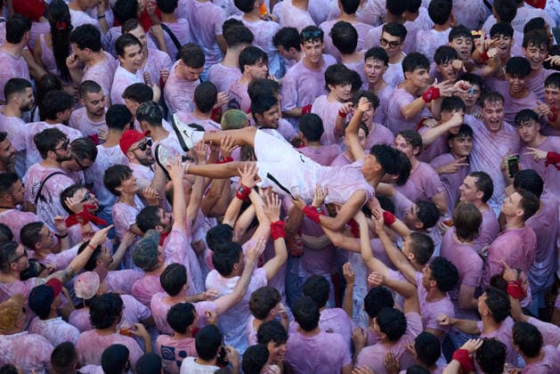 San Fermin Festival in Spain PAMPLONA, SPAIN - JULY 6: The San Fermin Festival, one of Spain s most internationally recognized cultural events, officially begin in Pamplona, Spain, on July 6, 2026. The festival, best known for its traditional running of the bulls through the city s narrow streets, was officially opened with the Chupinazo rocket launched from the balcony of Pamplona City Hall, marking the start of the annual celebrations. Ruben Albarran Anadolu Pamplona Spain. Editorial use only. Please get in touch for any other usage.  Copyright: x2026xAnadoluxRubenxAlbarranx