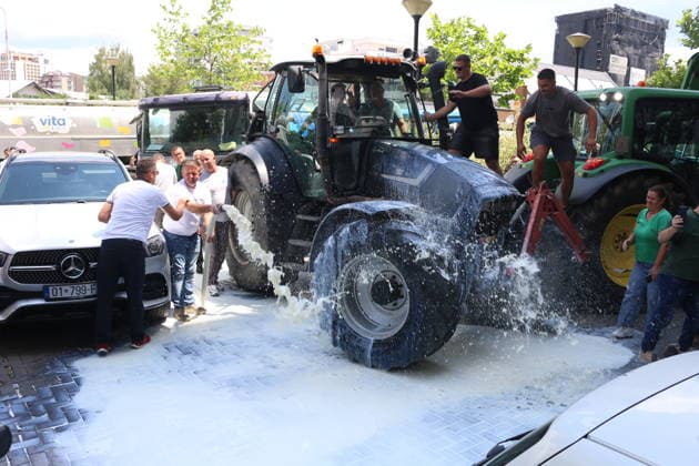 Kosovo dairy farmers pour hundreds of liters of milk outside ministry in protest PRISTINA, KOSOVO - JULY 6: Dairy farmers dump hundreds of liters of milk outside the Ministry of Agriculture, Forestry and Rural Development during a protest in Pristina, Kosovo, on July 6, 2026. The producers stage the demonstration to voice their demands and protest agricultural policies. Erkin Keci Anadolu Pristina Kosovo. Editorial use only. Please get in touch for any other usage.  Copyright: x2026xAnadoluxErkinxKecix