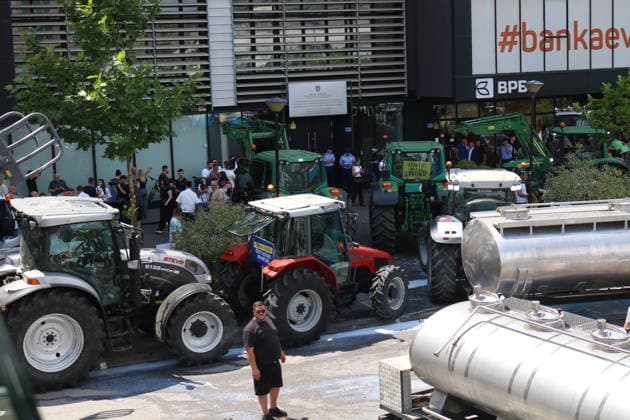 Kosovo dairy farmers pour hundreds of liters of milk outside ministry in protest PRISTINA, KOSOVO - JULY 6: Dairy farmers dump hundreds of liters of milk outside the Ministry of Agriculture, Forestry and Rural Development during a protest in Pristina, Kosovo, on July 6, 2026. The producers stage the demonstration to voice their demands and protest agricultural policies. Erkin Keci Anadolu Pristina Kosovo. Editorial use only. Please get in touch for any other usage.  Copyright: x2026xAnadoluxErkinxKecix