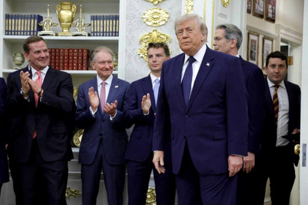 US President Donald J. Trump delivers remarks on Trump Accounts US President Donald J. Trump prepares to speak on the first day of trading for Trump Accounts in the Oval Office of the White House in Washington, DC, USA, 06 July 2026. Trump Accounts grant eligible US children born between 2026 and 2028 $1000.00 to fund ‘starter’ IRAs. WASHINGTON DISTRICT OF COLUMBIA United States  Copyright: xPool ABACAx