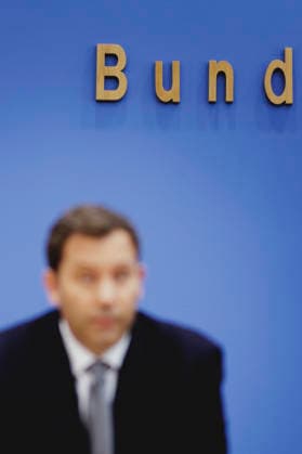 Lars Klingbeil, Bundesminister der Finanzen, aufgenommen im Rahmen einer Bundespressekonferenz zum Regierungsentwurf des Bundeshaushalts 2027 und Finanzplan bis 2030. Berlin, 06.07.2026. Fotografiert im Auftrag des Bundesministeriums der Finanzen. Berlin Deutschland *** Lars Klingbeil, Federal Minister of Finance, photographed during a federal press conference on the government’s draft of the 2027 federal budget and financial plan through 2030. Berlin, July 6, 2026. Photographed on behalf of the Federal Ministry of Finance. Berlin, Germany Copyright: xFlorianxGaertner BMFx