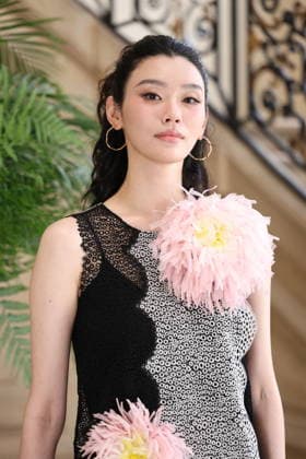 Ming Xi at the photocall for the DIOR Fall Winter 2026–2027 Haute Couture Collection fashion show during Paris Fashion Week (PFW) at the Rodin Museum in Paris, France, on July 6, 2026. Denis Guignebourg, Bestimage. Photocall for the Dior fashion show as part of Paris Haute Couture Fall Winter 2026, held at the Rodin Museum on July 6, 2026, in Paris, France. Paris, France  Copyright: xDenisxGuignebourgx xBestimagexDenisxGuignebourgx xBestimagex
