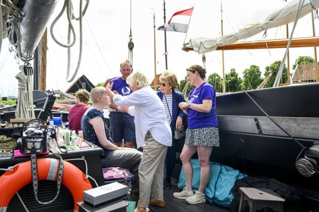 Enkhuizen, The Netherlands, 2026-07-06 15:24:10 ENKHUIZEN , 06-07-2026, Zuiderzeemuseum Princess Margriet visits the Zuiderzeevaart sailing camp of the Foundation for Children s Oncological Holiday Camps (SKOV) in Enkhuizen. Since 1986, the SKOV has organized several holiday camps and a family day annually for children with cancer and is celebrating its 40th anniversary this year. PHOTO: NLBeeld Patrick van Emst Credit: NL Beeld Patrick van Emst  Copyright: xx x