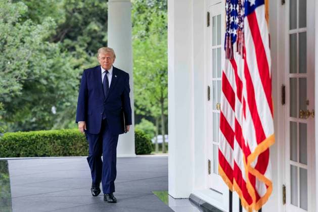 US President Donald J. Trump delivers remarks on the Trump Accounts US President Donald J. Trump walks from the Oval Office to deliver remarks on Trump Accounts at a Rose Garden Club luncheon at the White House in Washington, DC, USA, 06 July 2026. Trump Accounts grant eligible US children born between 2026 and 2028 $1000.00 to fund starter IRAs. WASHINGTON DISTRICT OF COLUMBIA United States  Copyright: xPool ABACAx