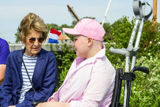 Princess Margriet Visits the Zuiderzeevaart Sailing Camp - The Netherlands Princess Margriet visits the Zuiderzeevaart sailing camp of the Foundation for Children s Oncological Holiday Camps (SKOV) in Enkhuizen, The Netherlands on July 6, 2026. Since 1986, the SKOV has organized several holiday camps and a family day annually for children with cancer and is celebrating its 40th anniversary this year. Photo by NLBeeld Patrick van Emst Bruno Press ABACAPRESS.COM Enkhuizen Netherlands  Copyright: xBrunoxPress ABACAx
