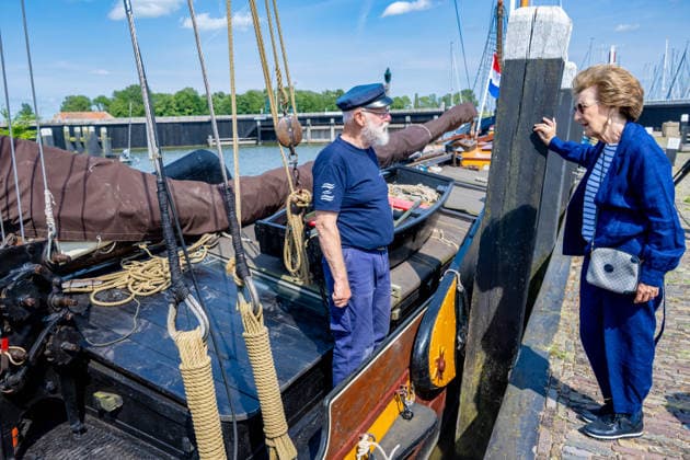 06-07-2026 Enkhuizen Princess Margriet visited the Zuiderzeevaart sailing camp of the Foundation for Children s Oncological Holiday Camps (SKOV) in Enkhuizen. Â  Copyright: xPPEx