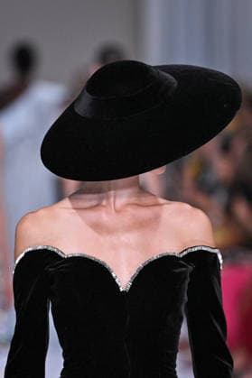 PFW - Tamara Ralph Runway in Paris FA A model walks the runway the Autumn-Winter 2027 2028 couture collection by Tamara Ralph during the Paris Fashion Week, on July 6, 2026. Photo by Firas Abdullah ABACAPRESS.COM Paris Ile-de-France France  Copyright: xAbdullahxFiras ABACAx