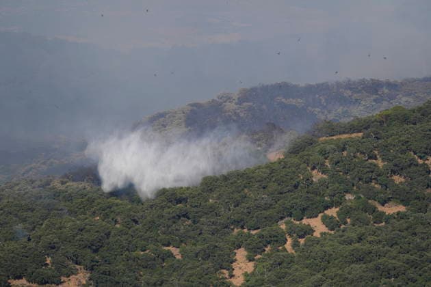 A wildfire in Grazalema, Cádiz, forces the evacuation of the Hotel Fuerte and triggers Emergency Phase 1. Aerial resources from the Infoca Plan are working to extinguish the wildfire in Grazalema. July 6, 2026, in Grazalema, Cádiz, Andalusia, Spain A dozen aerial resources, including helicopters and airplanes, are working to extinguish the wildfire that broke out in the municipality of Grazalema, Cádiz, specifically in the El Alamillo area, which has forced the evacuation of the Hotel Fuerte and led to the emergency phase being raised to Operational Phase 1 July 6, 2026 Joaquí Grazalema, Cádiz, Andalusia, Spain Grazalema, Cádiz, Andalusia, Spain Spain  Copyright: xJoaquinxCorcherox 7649957