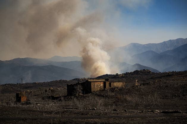 Wildfire in eastern French Pyrenees burns more than 4,600 hectares, forces 10,000 evacuations VINCA, FRANCE - JULY 6: Smoke rises as a major wildfire burns out of control in the eastern French Pyrenees near Vinca, France on July 6, 2026. French authorities said the wildfire has burned more than 4,600 hectares, forced the evacuation of around 10,000 people, and injured at least five, including two firefighters seriously. More than 700 firefighters remain on the front lines as strong winds and extreme heat continue to fuel the blaze. Lorena Sopena Lopez Anadolu Vinca France. Editorial use only. Please get in touch for any other usage.  Copyright: x2026xAnadoluxLorenaxSopenaxLopezx