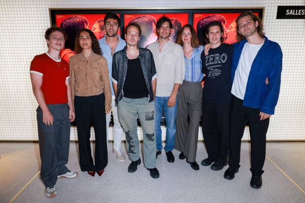 Microstar Photocall - Paris Fellix Lefebvre, Raika Hazanavicius, guest, Leopold Kraus, guest, Maddie Kulicka, Abraham Wapler and guest attend the photocall for the premiere of Microstar held at the Wepler in Paris, France on July 6, 2026. Photo by David Boyer ABACAPRESS.COM Paris France  Copyright: xBoyerxDavid ABACAx
