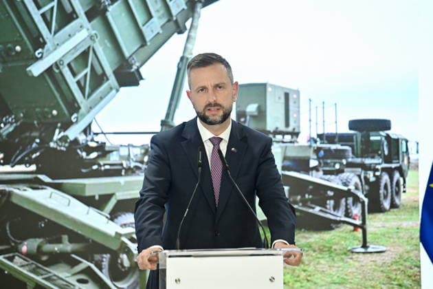 RECORD DATE NOT STATED !!!! NO RUSSIA !!!! 06.07.2026 KONFERENCJA PRASOWA MINISTRA OBRONY NARODOWEJ I WICEPREMIERA --- Press conference by the Polish Minister of National Defence and the Polish Deputy Prime Minister regarding support for Ukraine WLADYSLAW KOSINIAK KAMYSZ W SPRAWIE WSPARCIA UKRAINY SPRZET WOJSKOWY WOJSKO DONACJE DONACJA DLA UKRAINY FOT DAMIAN BURZYKOWSKI NEWSPIX.PL NEWSPIX.PL --- newspix.pl 