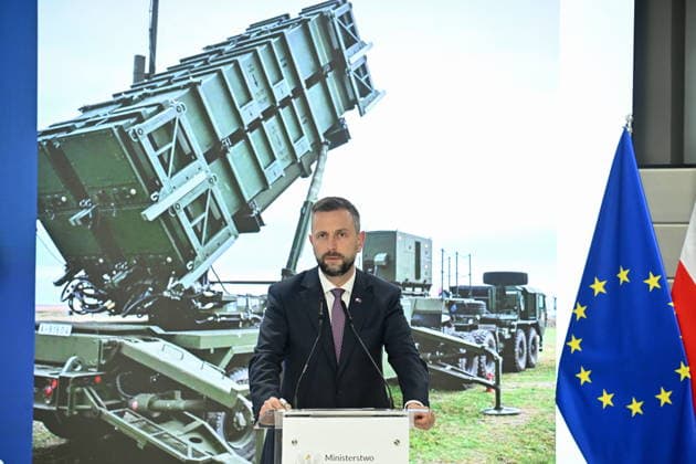 RECORD DATE NOT STATED !!!! NO RUSSIA !!!! 06.07.2026 KONFERENCJA PRASOWA MINISTRA OBRONY NARODOWEJ I WICEPREMIERA --- Press conference by the Polish Minister of National Defence and the Polish Deputy Prime Minister regarding support for Ukraine WLADYSLAW KOSINIAK KAMYSZ W SPRAWIE WSPARCIA UKRAINY SPRZET WOJSKOWY WOJSKO DONACJE DONACJA DLA UKRAINY FOT DAMIAN BURZYKOWSKI NEWSPIX.PL NEWSPIX.PL --- newspix.pl 