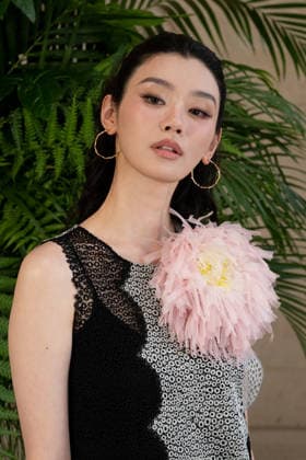 PFW - Christian Dior Photocall Ming Xi attending the Christian Dior Haute Couture Fall Winter 2026 2027 show as part of Paris Fashion Week in Paris, France on July 06, 2025. Photo by Laurent Zabulon ABACAPRESS.COM Paris  Copyright: xZabulonxLaurent ABACAx