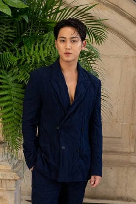 PFW - Christian Dior Photocall Kim Min-Gyu attending the Christian Dior Haute Couture Fall Winter 2026 2027 show as part of Paris Fashion Week in Paris, France on July 06, 2025. Photo by Laurent Zabulon ABACAPRESS.COM  Copyright: xZabulonxLaurent ABACAx
