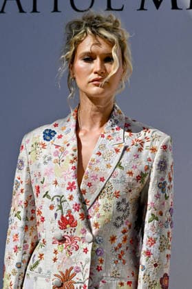 PFW Haute Couture Rahul Mishra Photocall JR Chloe Lecareux attending the Rahul Mishra photocall during Haute Couture Fashion Week in Paris, France, on 6 July 2026. Photo by Julien Reynaud APS-Medias ABACAPRESS.COM Paris France  Copyright: xReynaudxJulien APS-Medias ABACAx