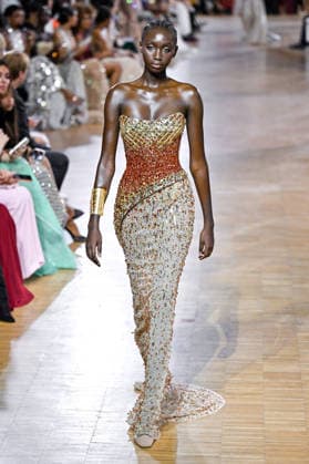 PFW Haute Couture Tony Ward Runway JR A model walks the runway at the Tony Ward show during Haute Couture Fashion Week in Paris, France, on 6 July 2026. Photo by Julien Reynaud APS-Medias ABACAPRESS.COM Paris France  Copyright: xReynaudxJulien APS-Medias ABACAx