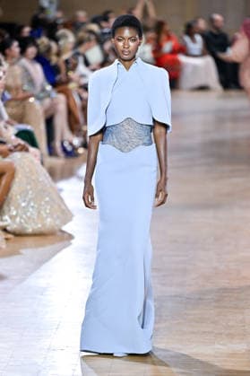 PFW Haute Couture Tony Ward Runway JR A model walks the runway at the Tony Ward show during Haute Couture Fashion Week in Paris, France, on 6 July 2026. Photo by Julien Reynaud APS-Medias ABACAPRESS.COM Paris France  Copyright: xReynaudxJulien APS-Medias ABACAx
