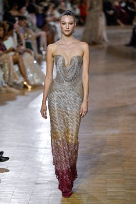 PFW Haute Couture Tony Ward Runway JR A model walks the runway at the Tony Ward show during Haute Couture Fashion Week in Paris, France, on 6 July 2026. Photo by Julien Reynaud APS-Medias ABACAPRESS.COM Paris France  Copyright: xReynaudxJulien APS-Medias ABACAx