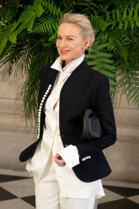 PFW - Christian Dior Photocall Naomi Watts attending the Christian Dior Haute Couture Fall Winter 2026 2027 show as part of Paris Fashion Week in Paris, France on July 06, 2025. Photo by Laurent Zabulon ABACAPRESS.COM  Copyright: xZabulonxLaurent ABACAx