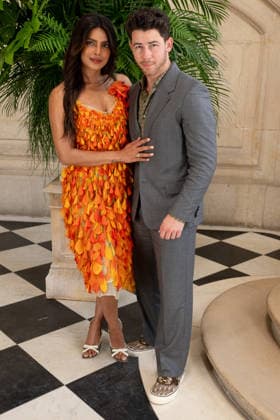 PFW - Christian Dior Photocall Priyanka Chopra and Nick Jonas attending the Christian Dior Haute Couture Fall Winter 2026 2027 show as part of Paris Fashion Week in Paris, France on July 06, 2025. Photo by Laurent Zabulon ABACAPRESS.COM Paris  Copyright: xZabulonxLaurent ABACAx