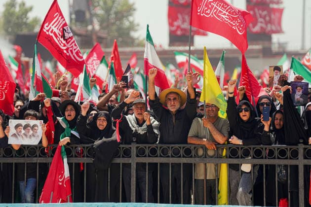 Tehran Funeral Procession For Khamenei Mourners take part in the funeral procession of Iran s slain supreme leader Ali Khamenei and his family members in Tehran, Iran, July 6, 2026. Vast crowds gathered for the funeral procession of Iran s slain supreme leader Ali Khamenei in Tehran on July 6, with authorities estimating millions were on the streets in numbers that could rival those of his predecessor s farewell nearly four decades ago. Tehran Tehran Iran Copyright: xArezoox