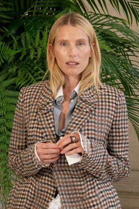 PFW - Christian Dior Photocall Dree Hemingway attending the Christian Dior Haute Couture Fall Winter 2026 2027 show as part of Paris Fashion Week in Paris, France on July 06, 2025. Photo by Laurent Zabulon ABACAPRESS.COM Paris  Copyright: xZabulonxLaurent ABACAx