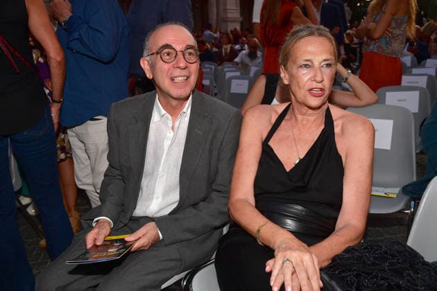 IPA86455695 - Rome, Piazza del Campidoglio: Nicola Piovani’s Tribute Concert to Ennio Morricone. Pictured: Giuseppe Tornatore and Roberta Pacetti  Copyright: xVincenzoxLandix xVincenzoxLandix 86455695