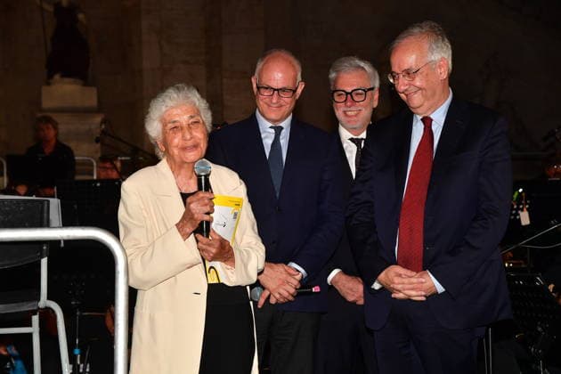 IPA86455785 - Rome, Piazza del Campidoglio: Nicola Piovani’s Tribute Concert to Ennio Morricone. Pictured: Maria Travia, Federico Mollicone, Walter Veltroni, Roberto Gualtieri  Copyright: xVincenzoxLandix xVincenzoxLandix 86455785