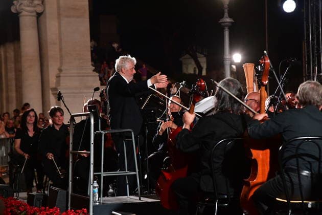 IPA86455803 - Rome, Piazza del Campidoglio: Nicola Piovani’s Tribute Concert to Ennio Morricone. Pictured: Nicola Piovani  Copyright: xVincenzoxLandix xVincenzoxLandix 86455803