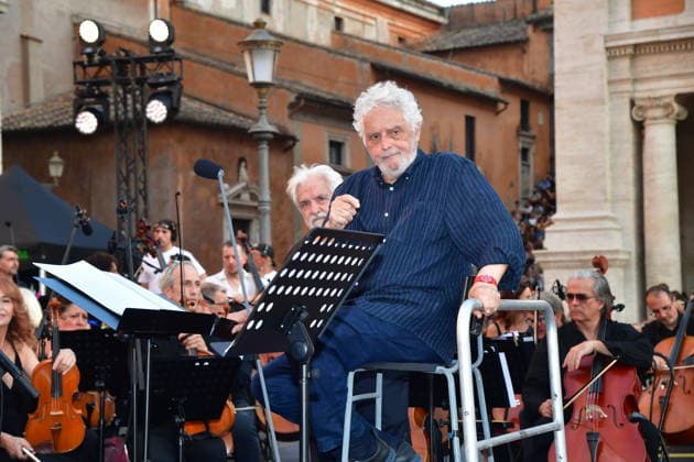 IPA86455611 - Rome, Piazza del Campidoglio: Nicola Piovani’s Tribute Concert to Ennio Morricone. Pictured: Nicola Piovani  Copyright: xVincenzoxLandix xVincenzoxLandix 86455611
