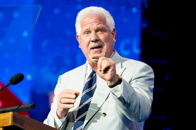July 6, 2026, National Harbor, Maryland, USA: GLENN BECK, Torch Founder and Host of Ã¢â‚¬oeThe GLENN BECK ProgramÃ¢â‚¬Â, speaking at the 2026 Christians United for Israel (CUFI) Washington Summit at the Gaylord National Resort & Convention Center in National Harbor, Maryland. National Harbor USA - ZUMAb161 20260706_aap_b161_017 Copyright: xMichaelxBrochsteinx