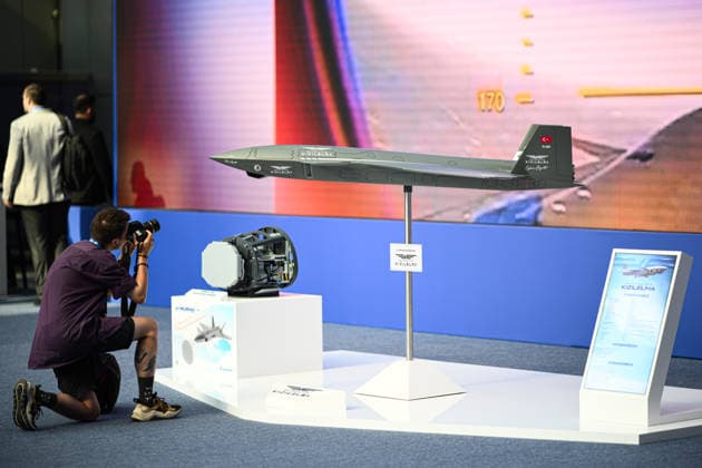 NATO Heads of State and Government Summit in Ankara ANKARA, TURKIYE - JULY 07: A model of Baykar s KIZILELMA, unmanned combat aircraft (UCAV) developed by Baykar, is displayed at ATO Congresium during the 36th NATO Heads of State and Government Summit in Ankara, Turkiye, on July 07, 2026. Turkiye is hosting the two-day summit, bringing together the heads of state and government of NATO s 32 member countries, along with thousands of diplomats, journalists and invited guests. Akin Celiktas Anadolu Ankara Turkey. Editorial use only. Please get in touch for any other usage.  Copyright: x2026xAnadoluxAkinxCeliktasx