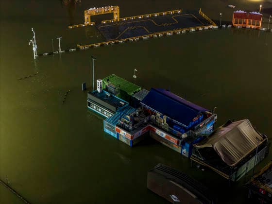 China Guangxi Flooding A riverside park is seen swollen by the surging flood brought by Typhoon Maysak in Nanning in southern China s Guangxi Zhuang Autonomous Region, Monday, July 6, 2026., Credit:HU YAN Utuku Feature China Avalon CHINA, GUANGXI, NANNING  Copyright: xHUxYANx xUtuku FeaturexChinax xAvalonx 1114881661
