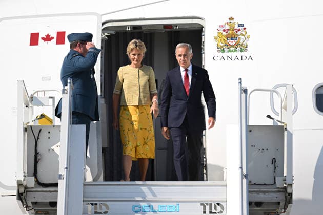 NATO Heads of State and Government Summit in Ankara ANKARA, TURKIYE - JULY 07: Canadian Prime Minister Mark Carney (R) and his wife, Diana Fox Carney (L), arrive at Ankara Airport to attend the 36th NATO Heads of State and Government Summit in Ankara, Turkiye, on July 07, 2026. Muhammed Abdullah Kurtar Anadolu Ankara Turkey. Editorial use only. Please get in touch for any other usage.  Copyright: x2026xAnadoluxMuhammedxAbdullahxKurtarx