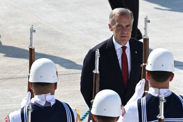 NATO Heads of State and Government Summit in Ankara ANKARA, TURKIYE - JULY 07: Canadian Prime Minister Mark Carney and his wife, Diana Fox Carney, arrive at Ankara Airport to attend the 36th NATO Heads of State and Government Summit in Ankara, Turkiye, on July 07, 2026. Abdullah Guclu Anadolu Ankara Turkey. Editorial use only. Please get in touch for any other usage.  Copyright: x2026xAnadoluxAbdullahxGuclux
