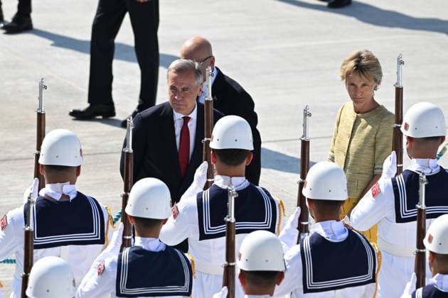 NATO Heads of State and Government Summit in Ankara ANKARA, TURKIYE - JULY 07: Canadian Prime Minister Mark Carney and his wife, Diana Fox Carney, arrive at Ankara Airport to attend the 36th NATO Heads of State and Government Summit in Ankara, Turkiye, on July 07, 2026. Abdullah Guclu Anadolu Ankara Turkey. Editorial use only. Please get in touch for any other usage.  Copyright: x2026xAnadoluxAbdullahxGuclux