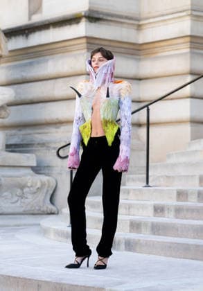 Paris Fashion Week: Arrival at the July 6 Fashion Shows Celebrities arriving at the Schiaparelli show during Paris Fashion Week 457971 2026 07 06 France Corrin, Emma  Copyright: xIvankaxVoisinx xStarfacex STAR_457971_009