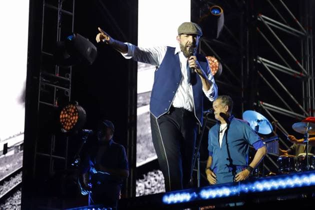 Juan Luis Guerra in concert during the Iconica Santa Lucia Sevilla Fest in Plaza de Espana, Seville, Spain. July 5, 2026 Concierto de Juan Luis Guerra durante el Iconica Santa Lucia Sevilla Fest en la Plaza de Espala de Sevilla, Espana. 5 de Julio de 2026 66 LS Cordon press Cordon Press 