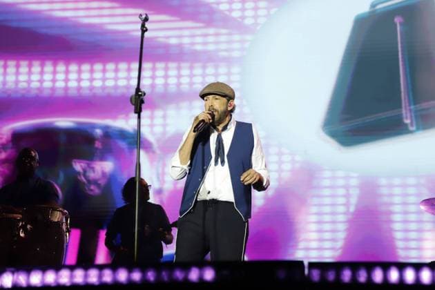 Juan Luis Guerra in concert during the Iconica Santa Lucia Sevilla Fest in Plaza de Espana, Seville, Spain. July 5, 2026 Concierto de Juan Luis Guerra durante el Iconica Santa Lucia Sevilla Fest en la Plaza de Espala de Sevilla, Espana. 5 de Julio de 2026 66 LS Cordon press Cordon Press 