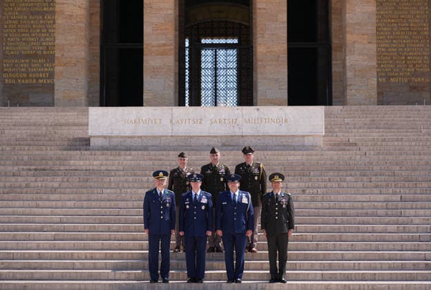 NATO Heads of State and Government Summit in Ankara ANKARA, TURKIYE - JULY 7: Chairman of the Joint Chiefs of Staff of the United States Air Force General Dan Caine poses for a family photo during his visit to Anitkabir ahead of 36th NATO Heads of State and Government Summit in Ankara, Turkiye, on July 7, 2026. Berkan Cetin Anadolu Ankara Turkey. Editorial use only. Please get in touch for any other usage.  Copyright: x2026xAnadoluxBerkanxCetinx