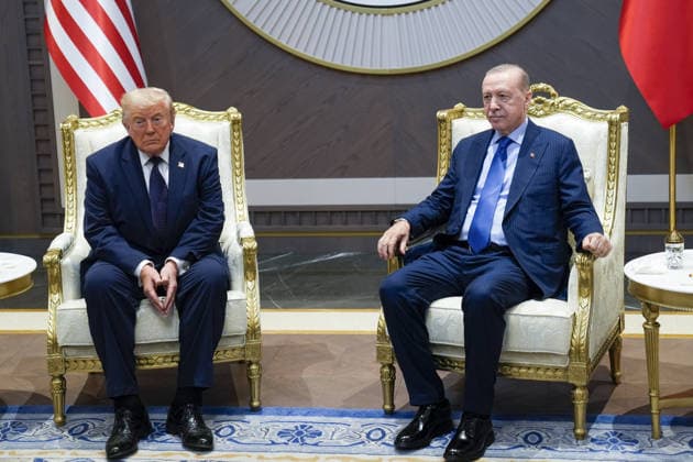 US President Donald Trump in Ankara ANKARA, TURKIYE - JULY 7: Turkish President Recep Tayyip Erdogan welcomes US President Donald Trump, who is paying an official visit to Turkiye ahead of the 36th NATO Heads of State and Government Summit, at Ankara Airport in Ankara, Turkiye, on July 07, 2026. Osmancan Gurdogan Anadolu Ankara Turkey. Editorial use only. Please get in touch for any other usage.  Copyright: x2026xAnadoluxOsmancanxGurdoganx