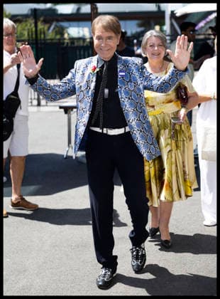. 07 07 2026. London, United Kingdom. Sir Cliff Richard arriving on day nine of the Wimbledon Tennis Championships in London.  xStephenxLockx xi-Imagesx IIM-26890-0018
