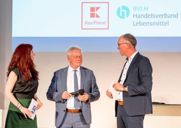 Alois Rainer EUR, Deutschland, Berlin, 07.07.2026: Alois Rainer (CSU) Bundesminister für Landwirtschaft, Ernährung und Heimat hält eine Keynote auf der Veranstaltung Regional-Star 2026 der Lebensmittel Praxis. Mit Teilnehmern der Agrarwirtschaft, und dem Handel . *** Alois Rainer EUR, Germany, Berlin, July 7, 2026 Alois Rainer, CSU Federal Minister of Agriculture, Food, and Home Affairs, delivers a keynote address at the Regional Star 2026 event organized by Lebensmittel Praxis, attended by representatives from the agricultural sector and the retail industry