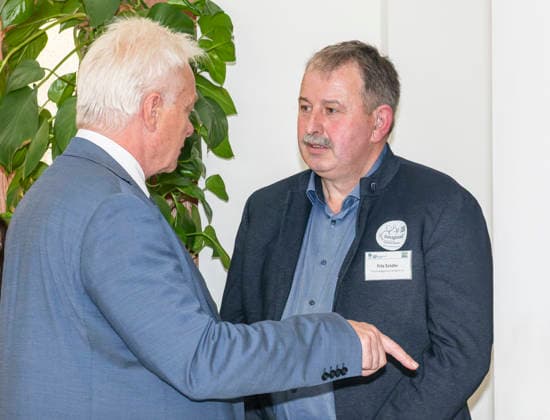 Alois Rainer + Fritz Schäffer EUR, Deutschland, Berlin, 07.07.2026: Fritz Schäffer Vorsitzender des Ferkelerzeugerrings Landshut im Gespräch mit Alois Rainer (CSU) Bundesminister für Landwirtschaft, Ernährung und Heimat. Veranstaltung Regional-Star 2026 der Lebensmittel Praxis. Mit Teilnehmern der Agrarwirtschaft, und dem Handel . *** Alois Rainer Fritz Schäffer EUR, Germany, Berlin, July 7, 2026 Fritz Schäffer, Chairman of the Landshut Piglet Producers’ Association, in conversation with Alois Rainer, CSU Federal Minister of Agriculture, Food, and Home Affairs. Event: Regional Star 2026, hosted by Lebensmittel Praxis, with participants from the agricultural sector and the retail industry